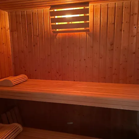 Studio-gîte Spa-piscine Sauna Sport *
