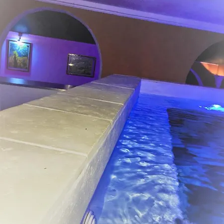Studio-gîte Spa-piscine Sauna Sport *
