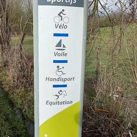 Aparthotel De Tourisme Du Domaine Piscine Balneo Lescout