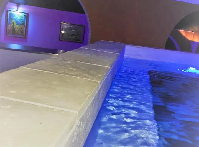 De Tourisme Du Domaine Piscine Balneo 3*